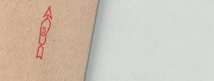 لوحة ورقية مع إيفا