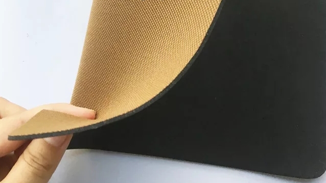 النسيج مع إيفا