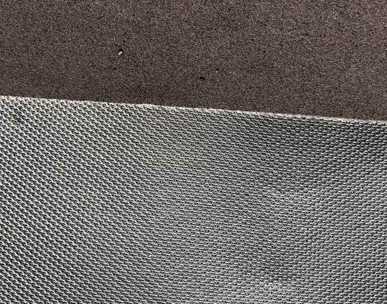 النسيج مع إيفا